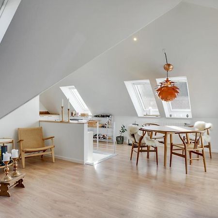 Bath Tub Penthouse In The City Aalborg Dış mekan fotoğraf
