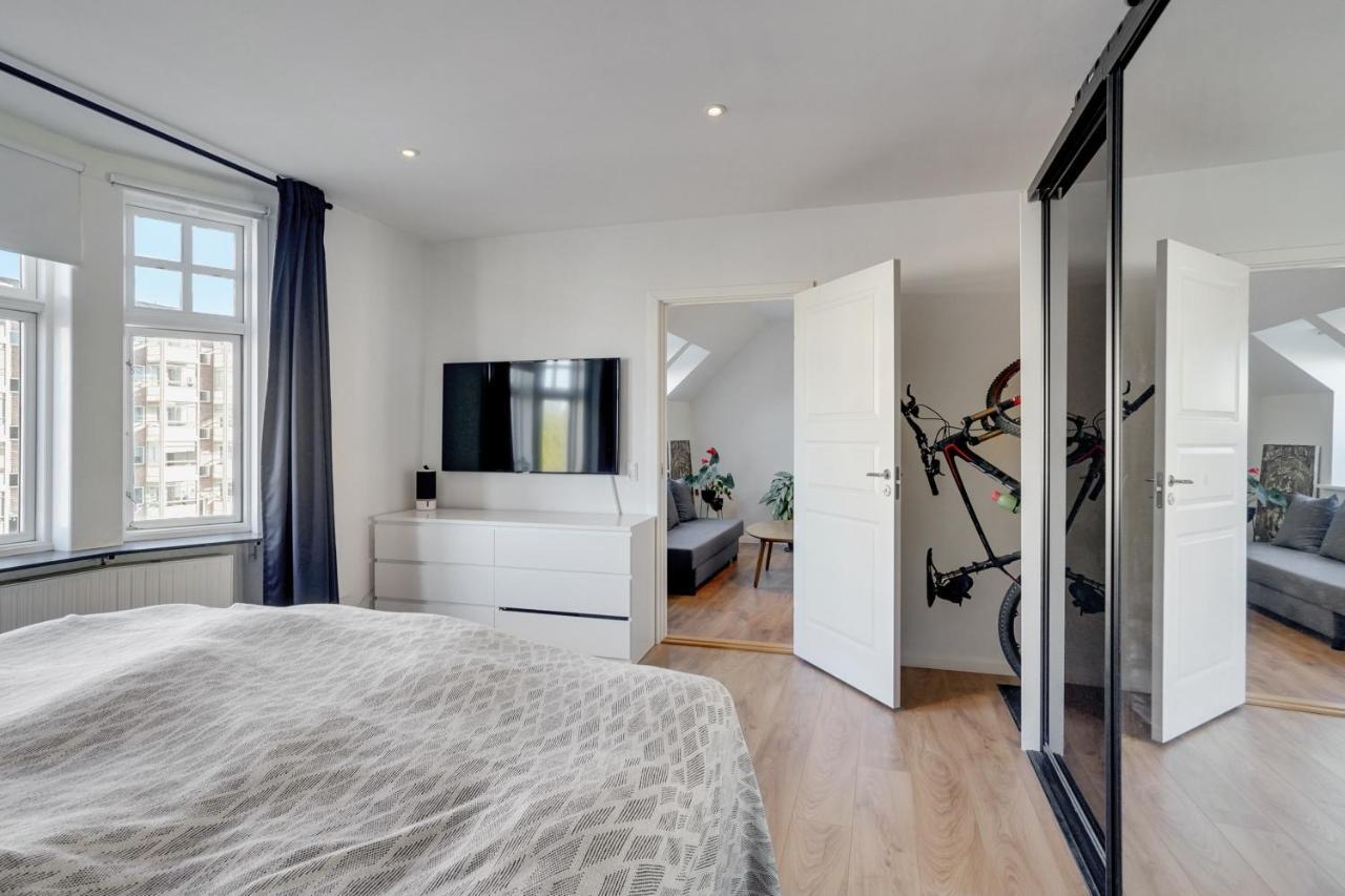 Bath Tub Penthouse In The City Aalborg Dış mekan fotoğraf